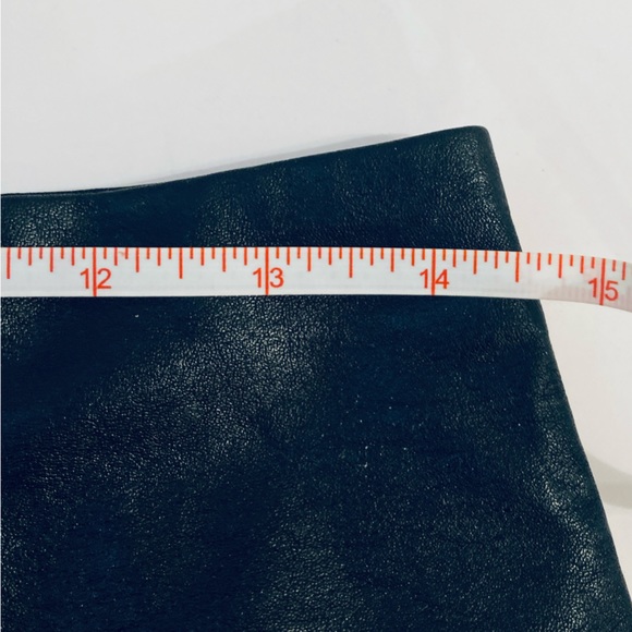 Cute Black Faux Leather Mini Skirt Size M 29W Silver Snaps Moto Chic FOREVER 21 - Picture 7 of 8